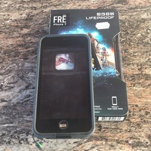 Life proof iPhone 7 case